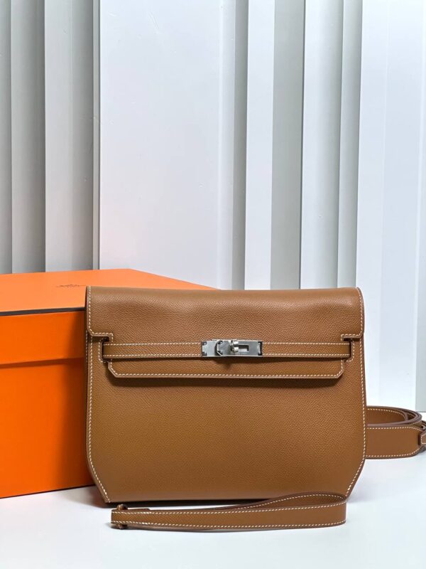 Сумка Hermes Kelly Depeches 25