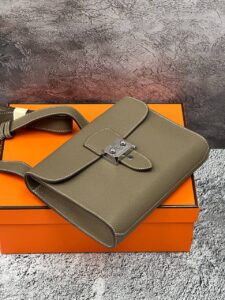 Сумка Hermes Sac a depeches 21